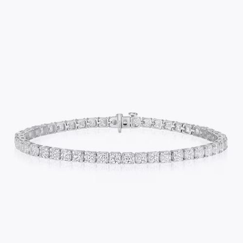 BLOOM Venice 14ct White Gold 11.50ct Lab Grown Diamond Radiant Pavé Bracelet