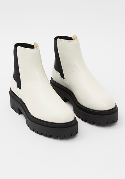 Olana Chelsea Boots