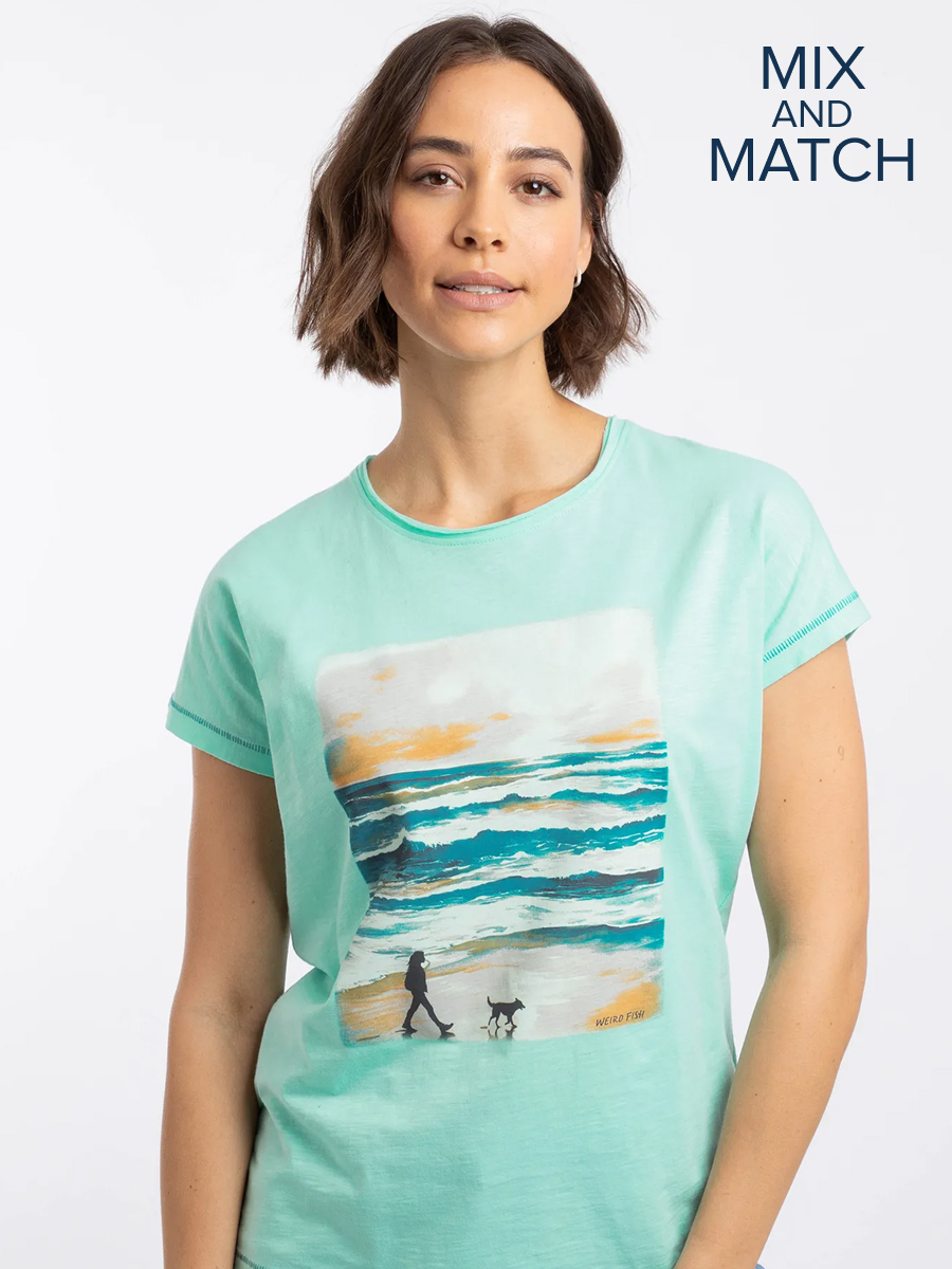 Walking Club Front Print Graphic T-Shirt Apple Mint