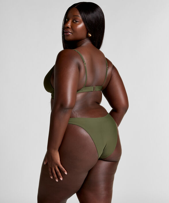 SHOP SWIM