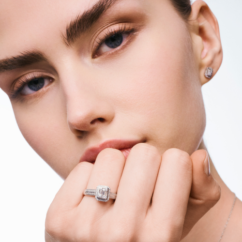 ELEGANT EARRINGS