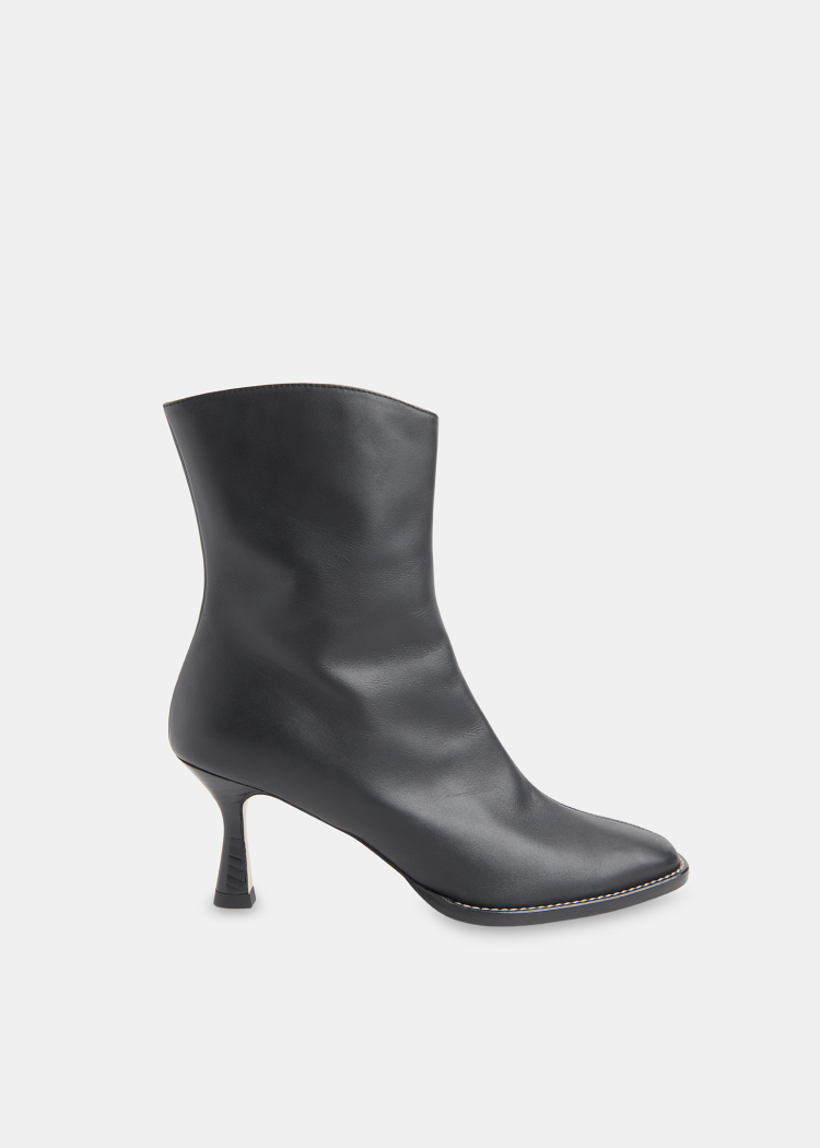 Black Nettie Stitch Detail Boot