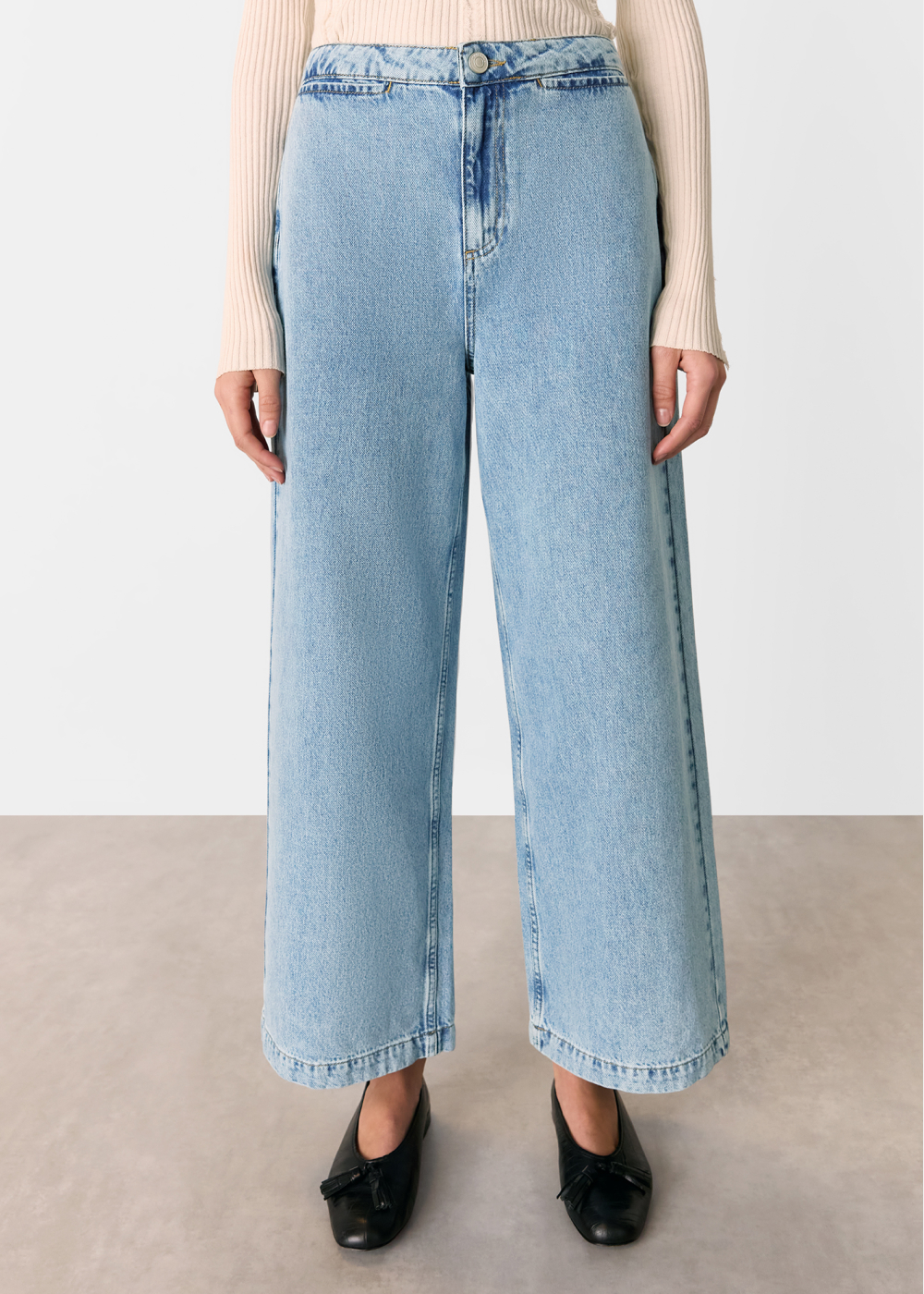 Light Wash Authentic Ankle Wide Leg Jean