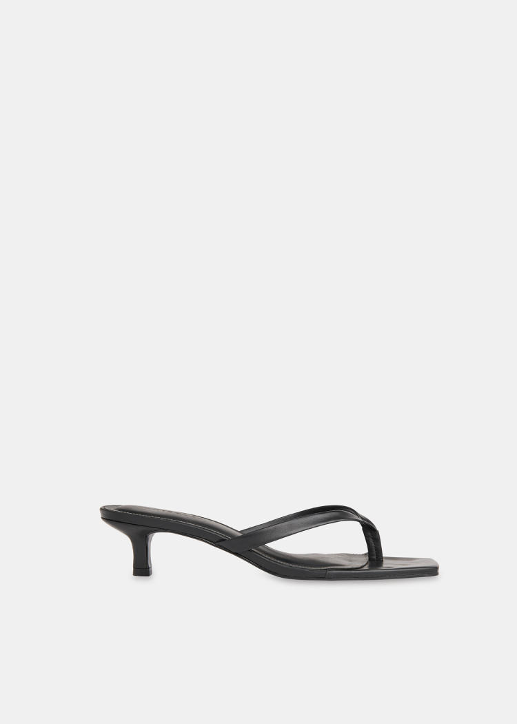 Black Toe Post Kitten Heel Mule