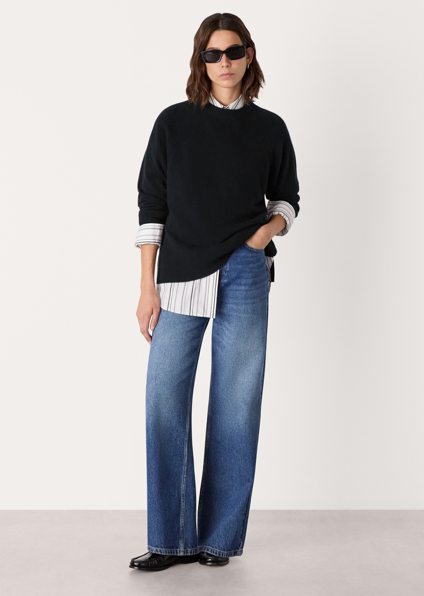 Black Ultimate Cashmere Crew Neck