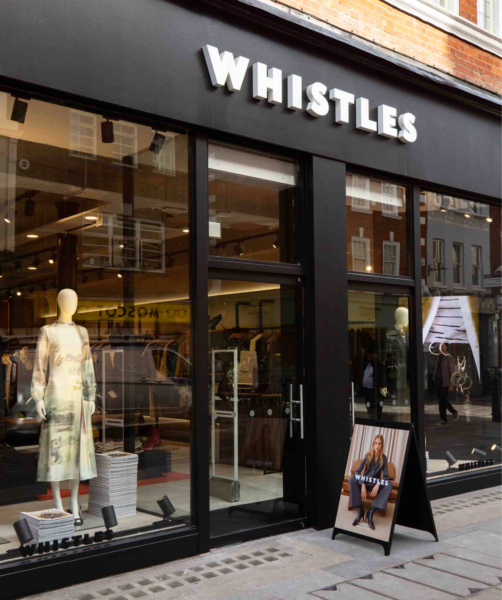 https://www.whistles.com/inspiration/travel/whistles-neighbourhood-covent-garden.html