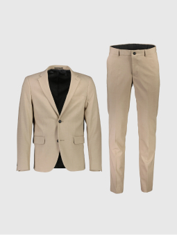 Shop hos din lokale Tøjeksperten eller på toejeksperten.dk