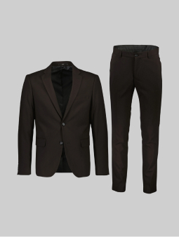 Shop hos din lokale Tøjeksperten eller på toejeksperten.dk