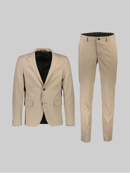 Shop hos din lokale Tøjeksperten eller på toejeksperten.dk