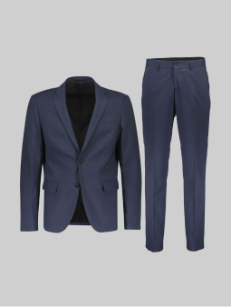 Shop hos din lokale Tøjeksperten eller på toejeksperten.dk