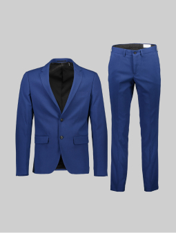 Shop hos din lokale Tøjeksperten eller på toejeksperten.dk