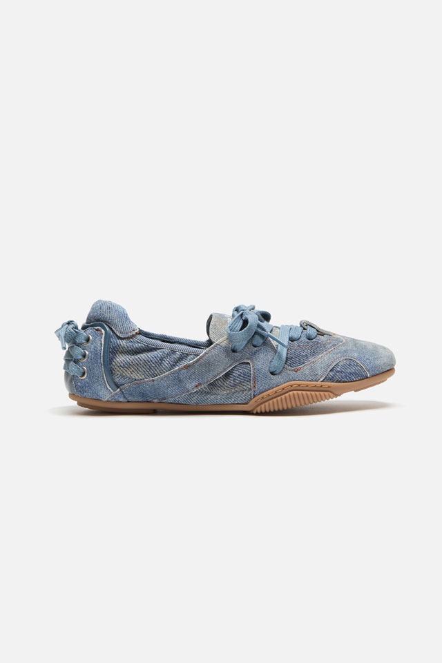 Lace-up Ballerinas