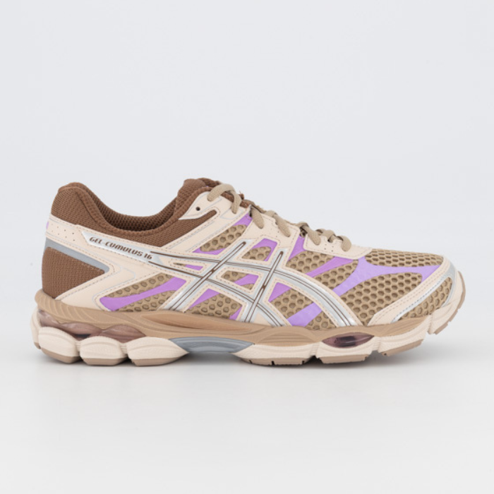 Shop ASICS Gel-Cumulus 16 Sneaker in Cinnamon at Platypus