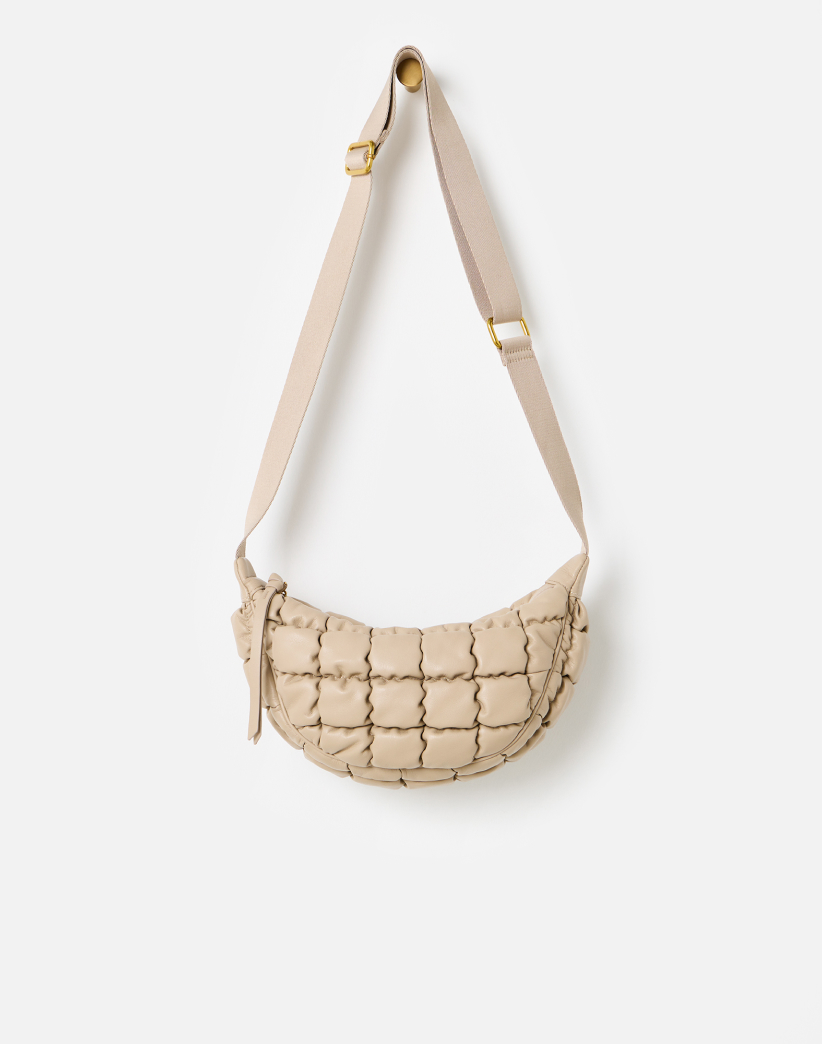 Betty Beige Quilted Puffy Belt Bag