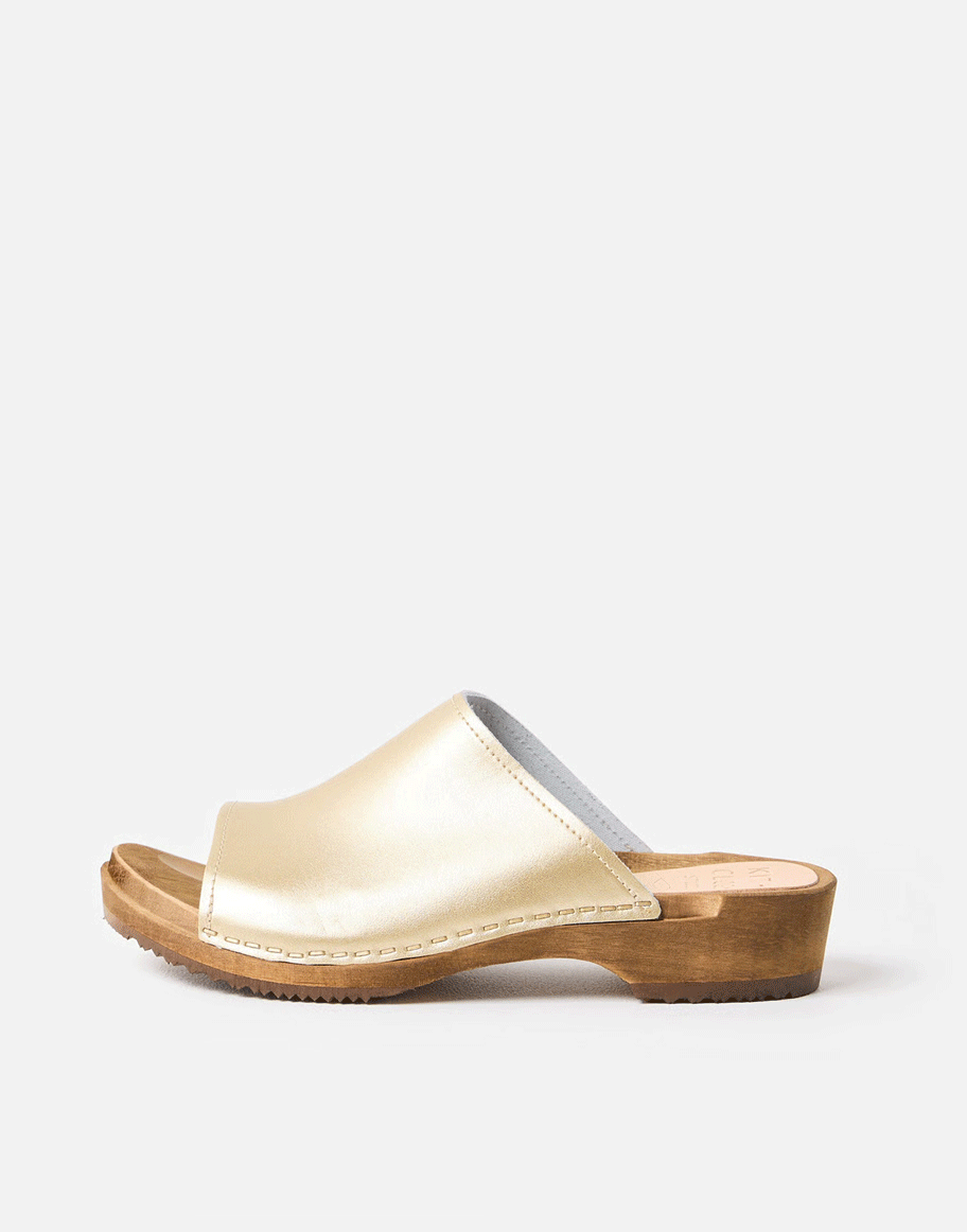 Kit + Clogs Champagne Flex Sol Leather Clogs