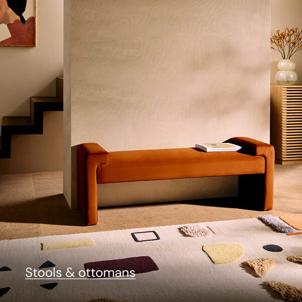 Stools & ottomans