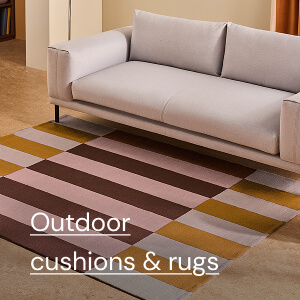 Outdoor cushions & rugs