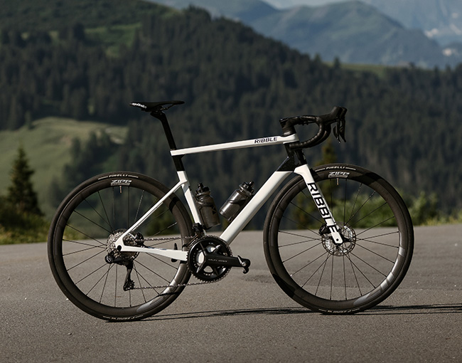 ULTRA-RACE bike in front of mountains
