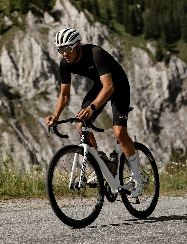 ULTRA-RACE riding in the mountains