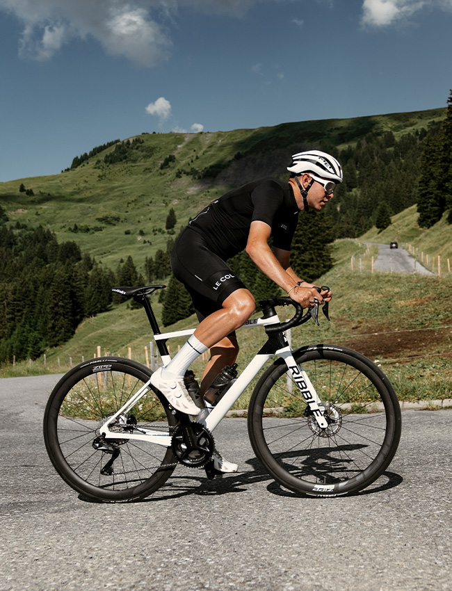ULTRA-RACE rider climbing hill