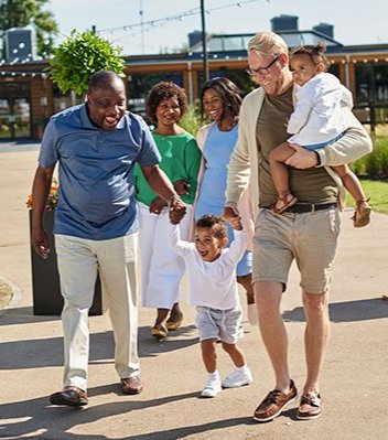 Family on a Haven park