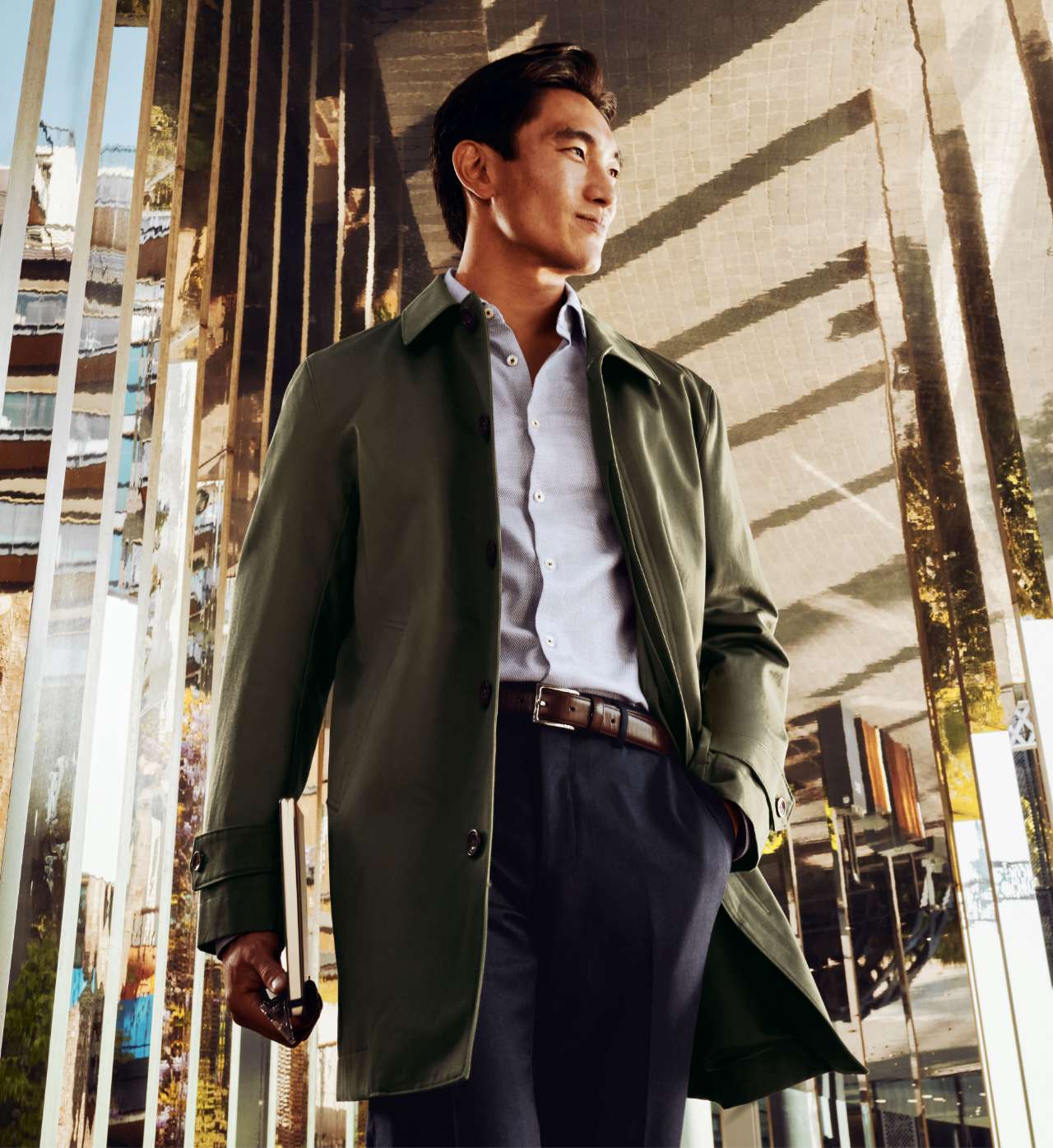 THE SHOWERPROOF COTTON RAINCOAT