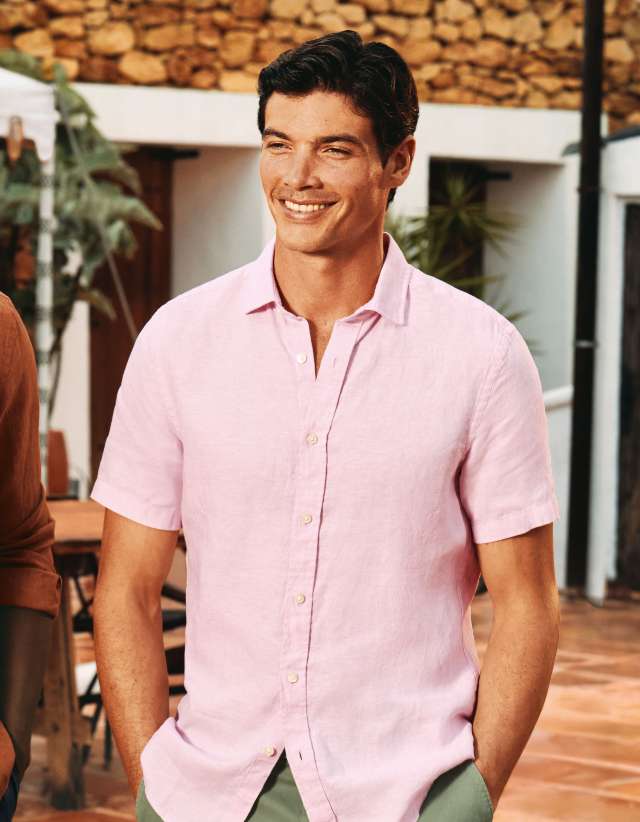 KURZÄRMELIGES LEINENHEMD