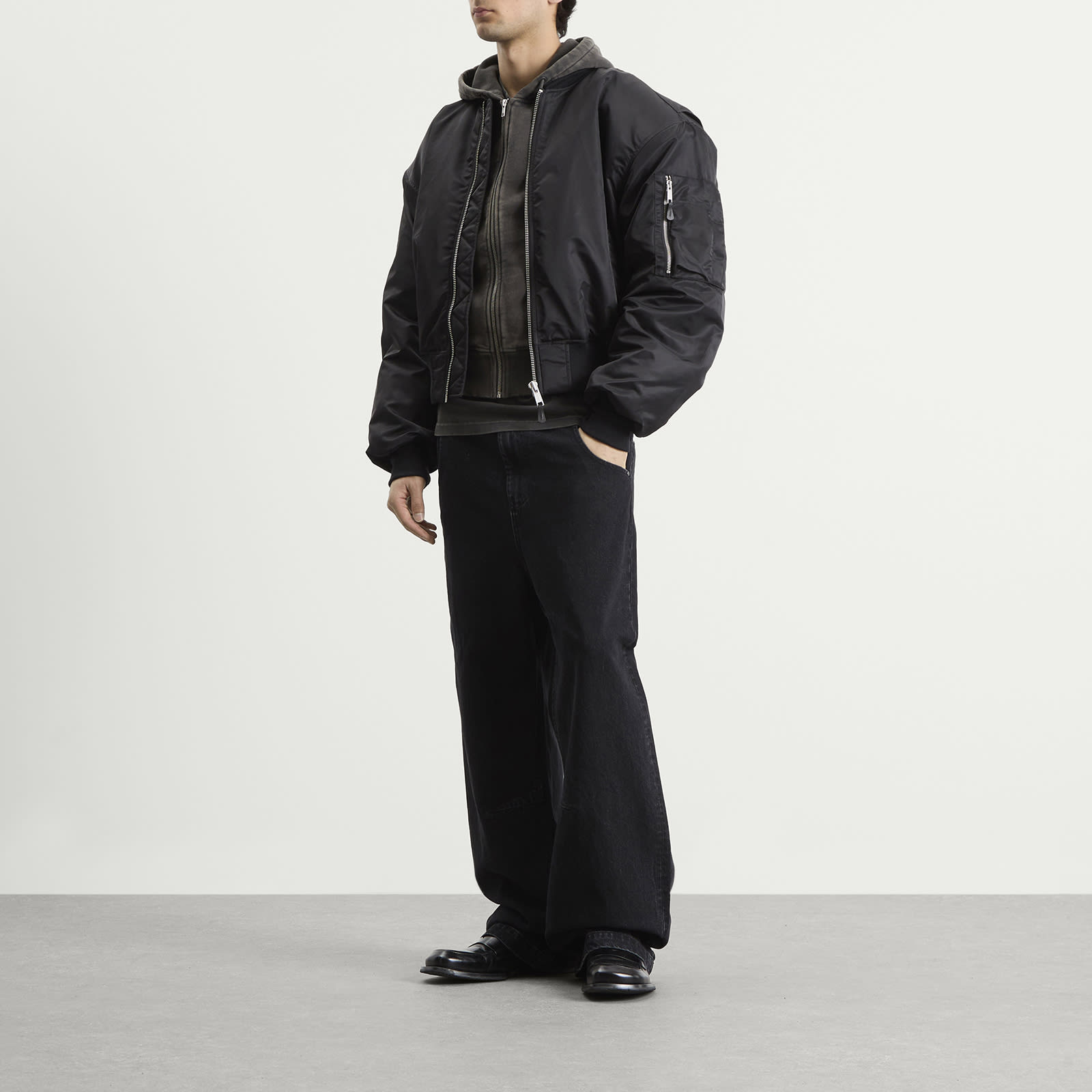 Men's Entire Studios