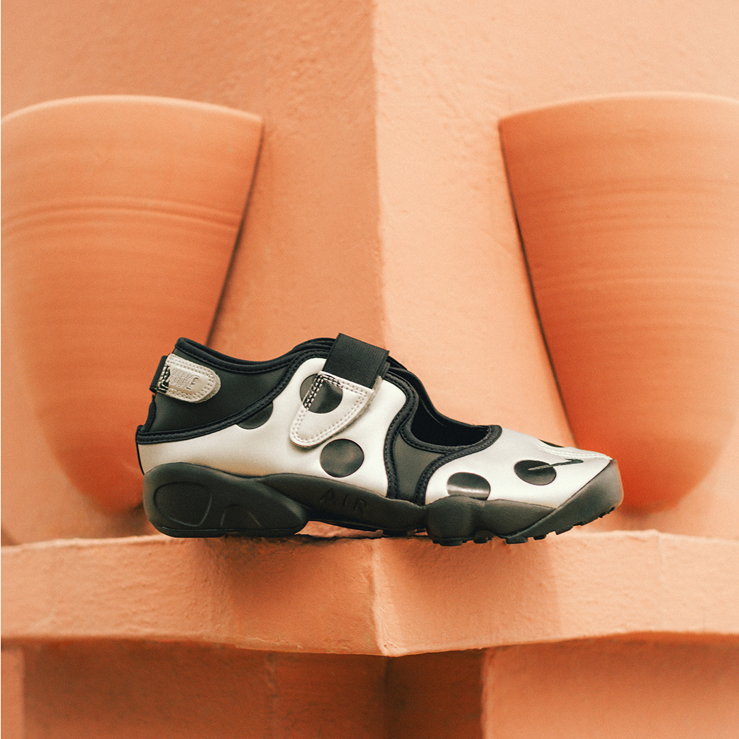 Women's Sneakers