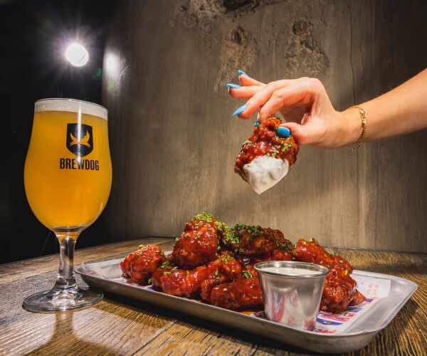 WINGS WEDNESDAY