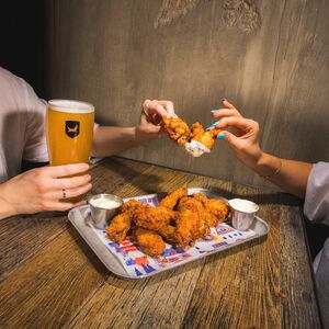 WINGS WEDNESDAY