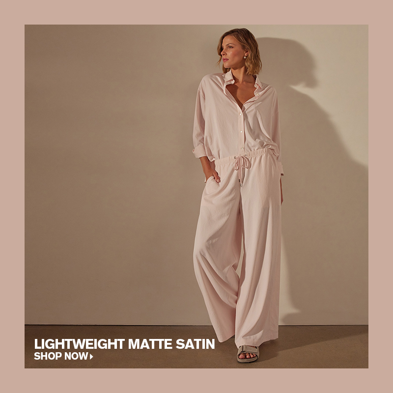 LIGHTWEIGHT MATTE SATIN WIDE LEG PANT