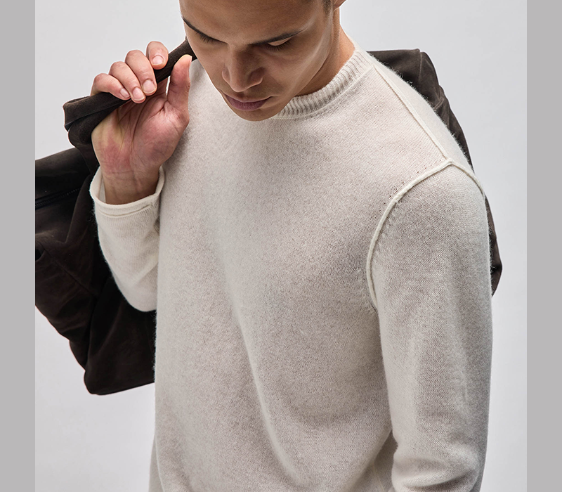 LIGHTWEIGHT CASHMERE CREW