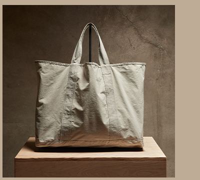 LARGE MATTE NYLON TOTE