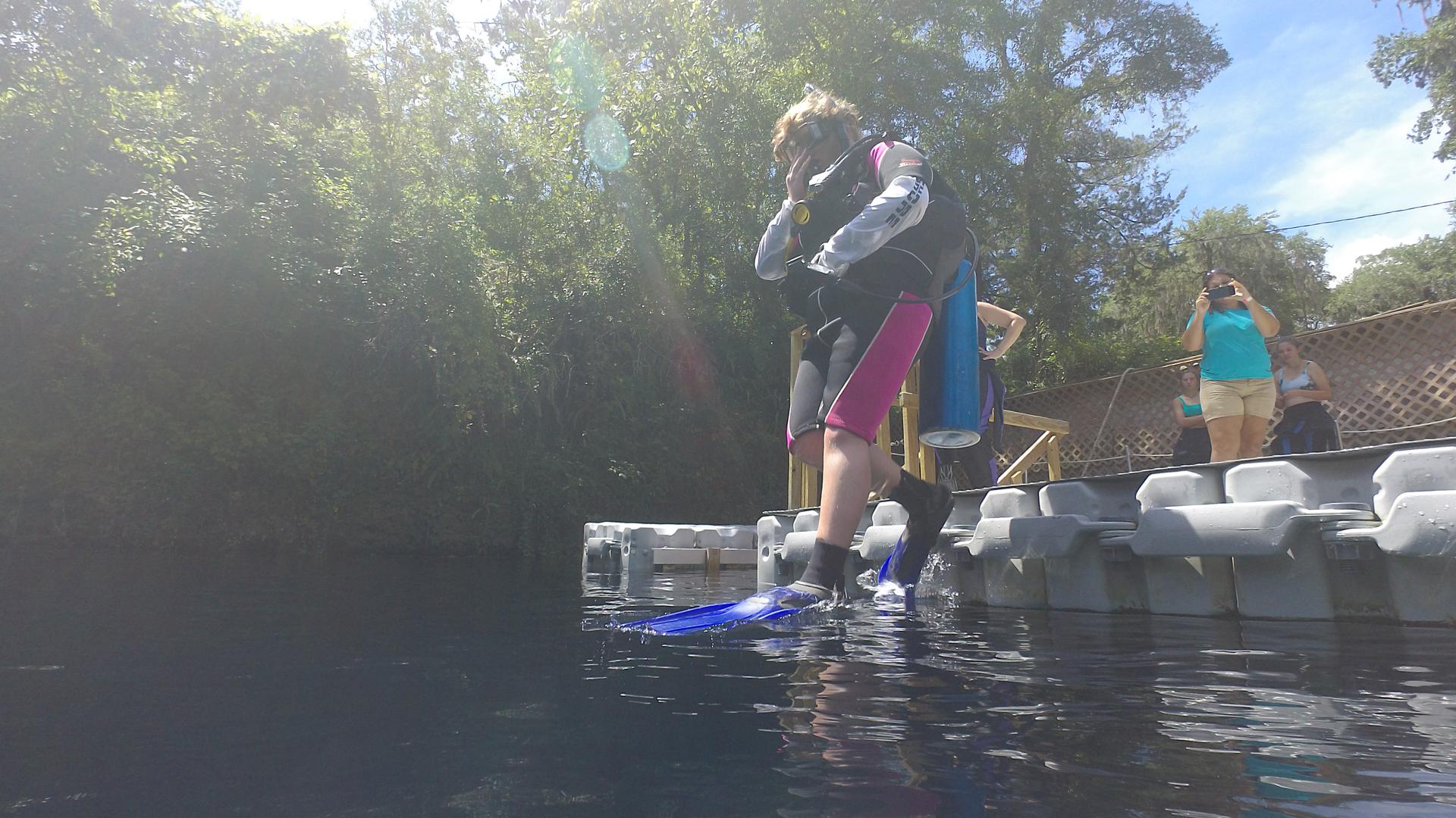 Overcoming fears is essential to youth development. Performing a giant stride water entry was the first step to explore the underwater world.