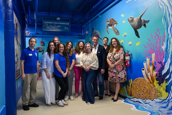 Be Bright by Valspar Mural at Clearwater Marine Aquarium