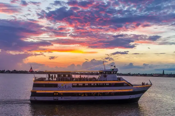 Vote forStarLite Cruises - Best Dinner Cruise