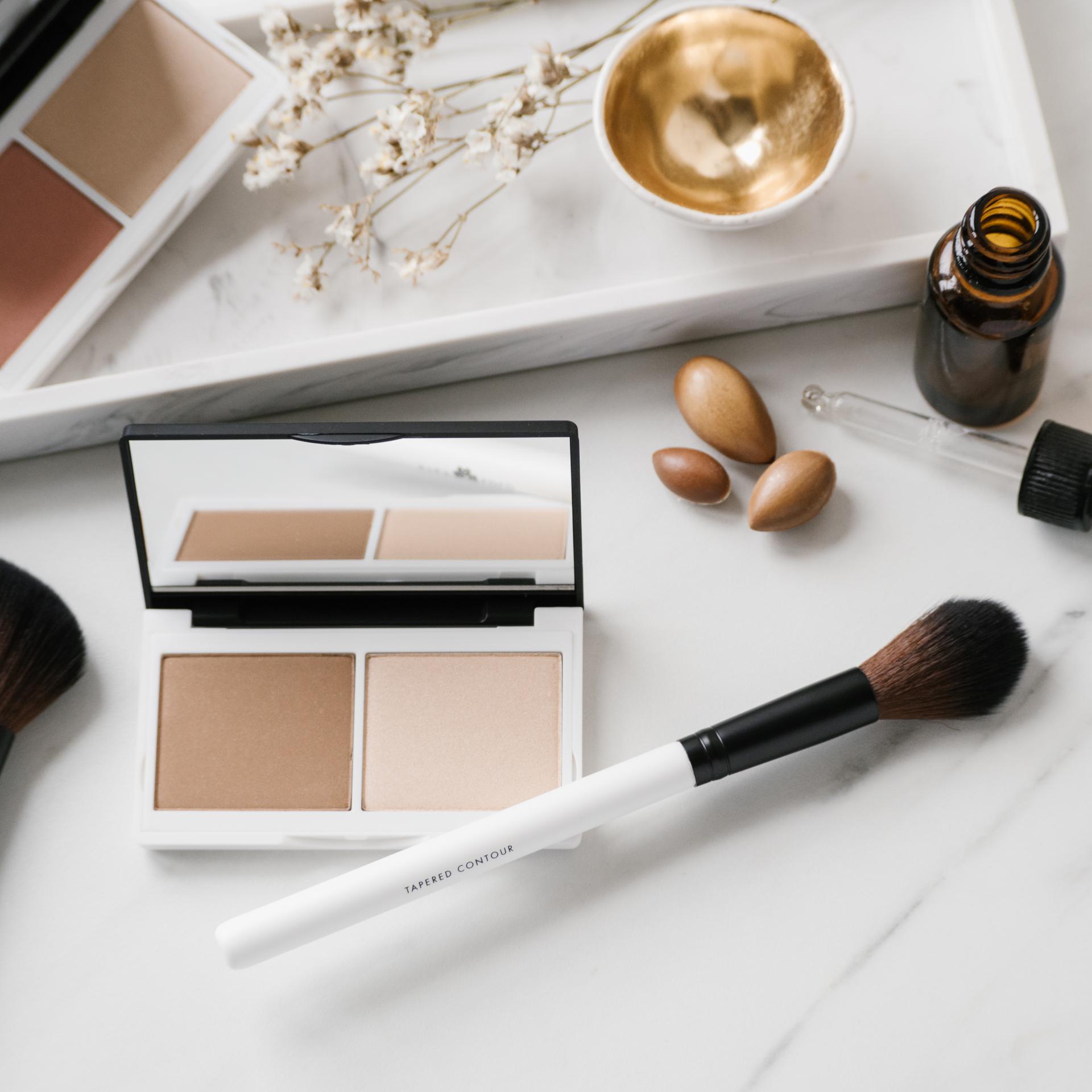 LILY LOLO Duo contouring