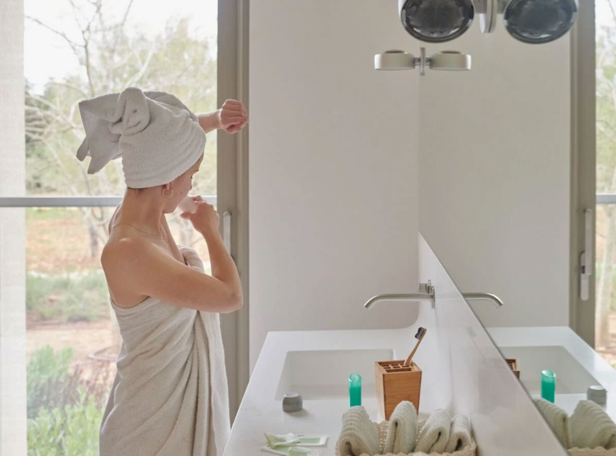 How to Treat Menopause Body Odor How to Treat Menopause Body Odor