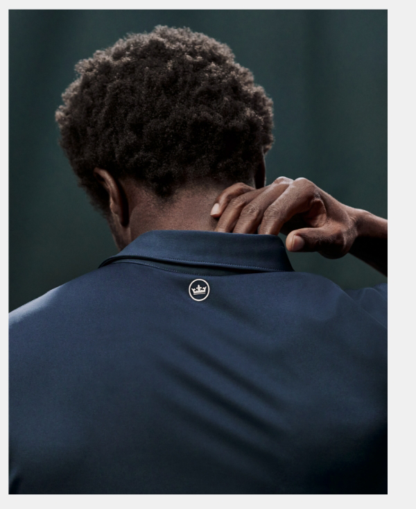 In both smooth jersey and textured mesh